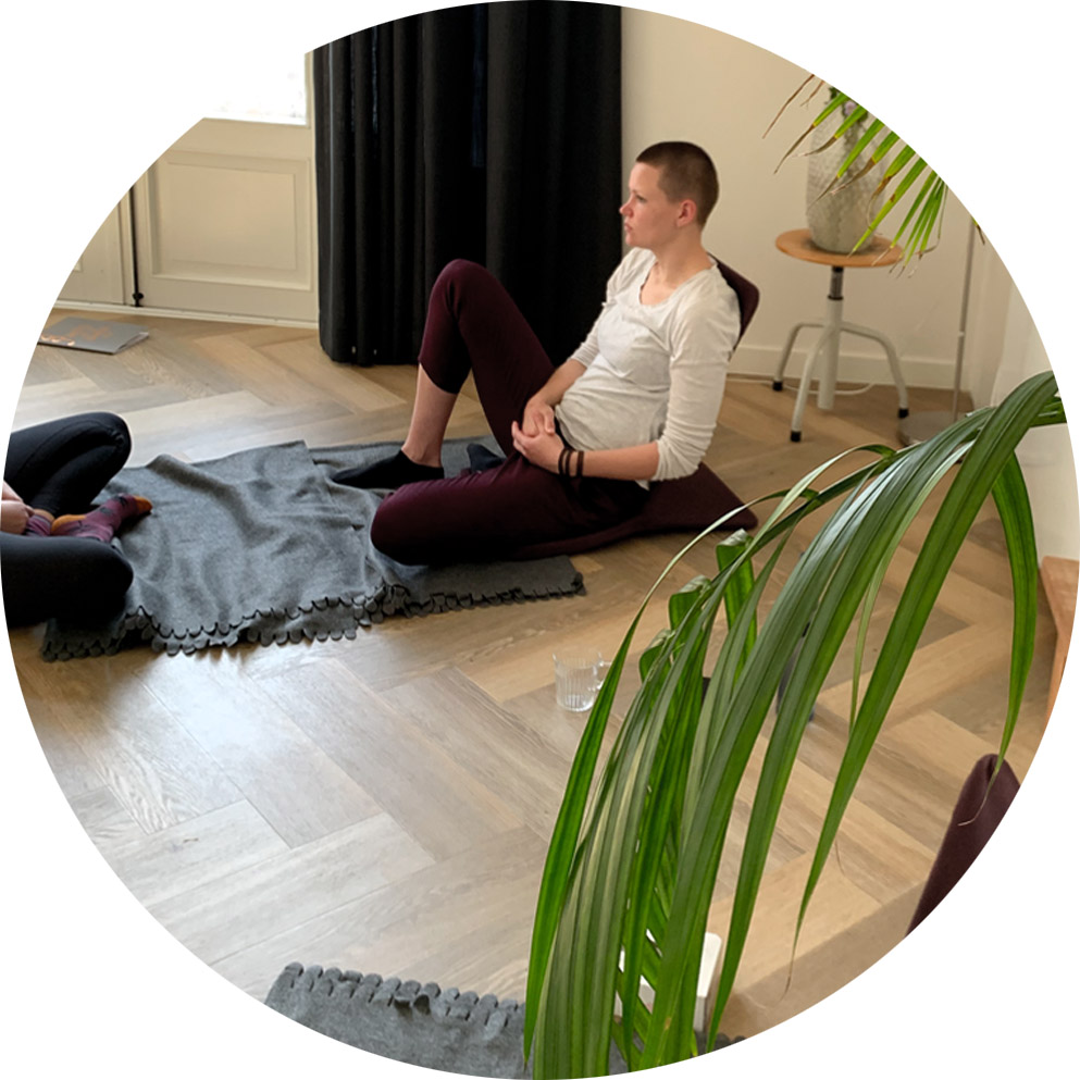 codesoftheheart_lohermsen_maloutan_holosacademie_masterclass_ademwerk_aanrakeninadem7